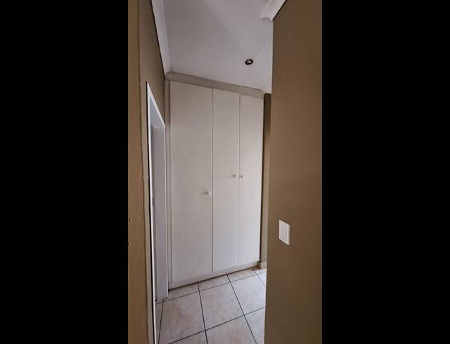 2 BEDROOM HOUSE FOR SALE IN VANDERBIJLPARK SE 2